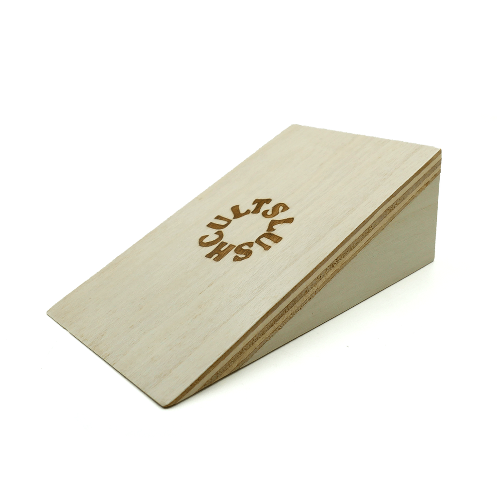 SLUSHCULT FINGERBOARD CLASSIC KICKER RAMP